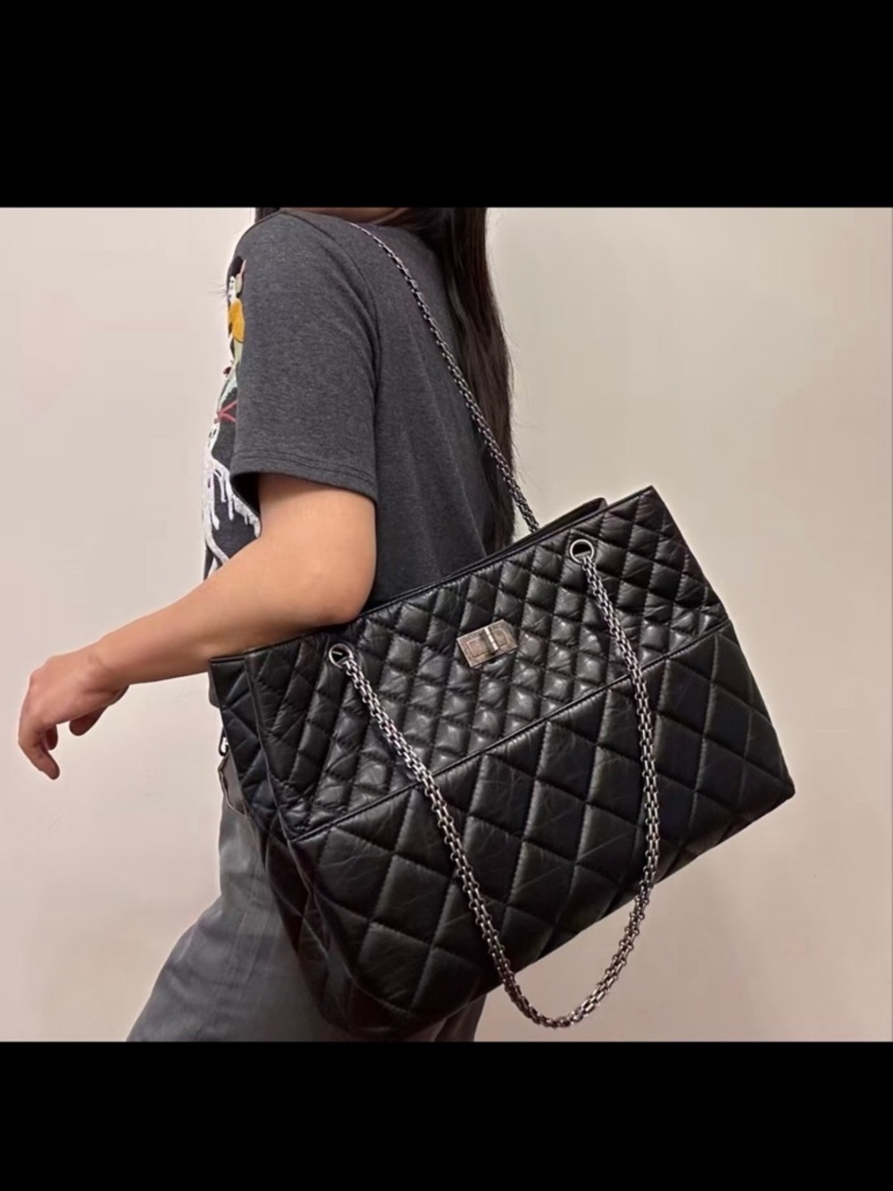 【Authentic】Chanel reissue in the business tote- Large Size